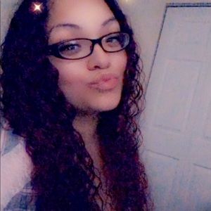 Meet your Posher, Maritza